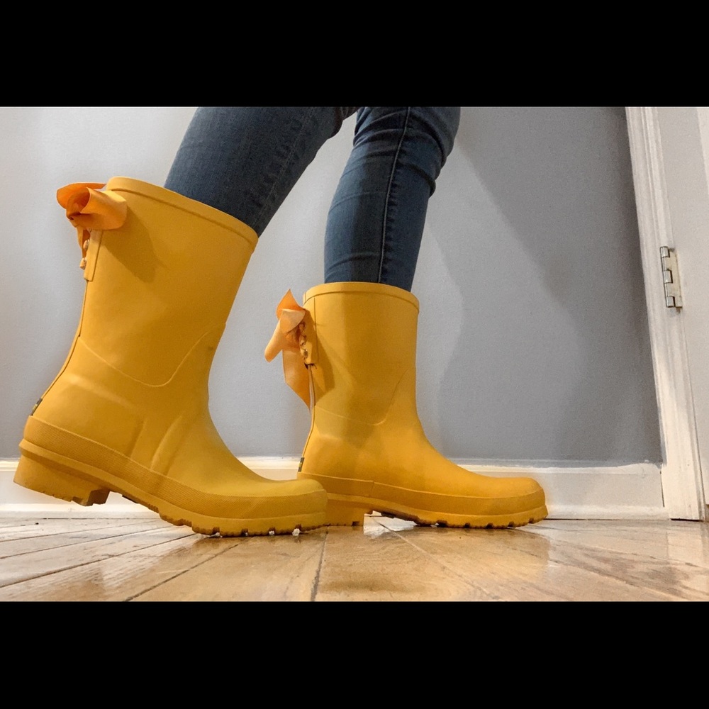 rain boots